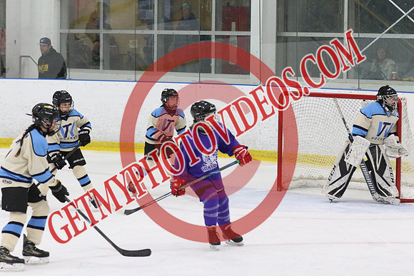 1C2A6996_6 10 pm - U13 - Northumberland Valkyries vs TW Hockey - DES