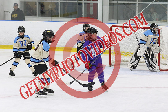 1C2A6998_6 10 pm - U13 - Northumberland Valkyries vs TW Hockey - DES