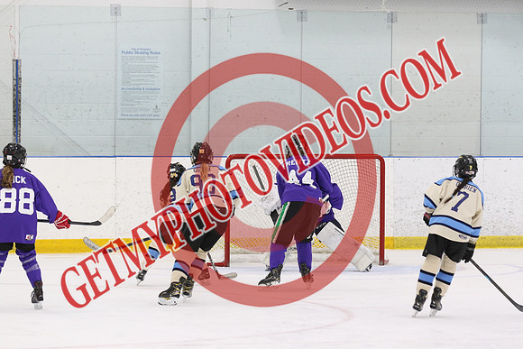 1C2A7037_6 10 pm - U13 - Northumberland Valkyries vs TW Hockey - DES