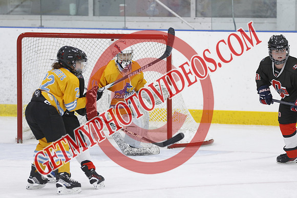 _63A4381_11 40 am - U13 - Kanata Outlaws vs RELM Lady Wranglers - DES