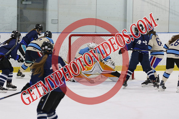 1C2A2387_1 15 pm - U18 - Valkyries vs TW Hockey - SELK