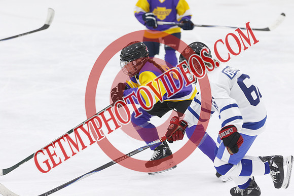 _63A9564_5 05 pm - U13 - Pro Hockey vs Young Queens - DES