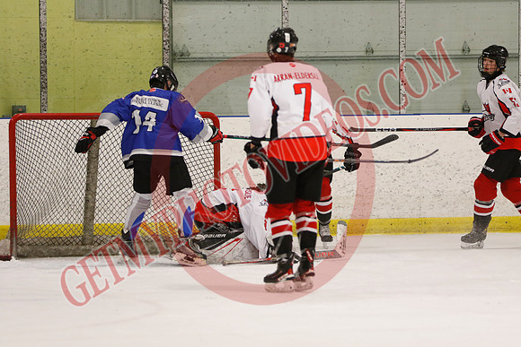 _63A0475_2 00 pm - U18 - Petawawa vs Ilderton - Kinsmen