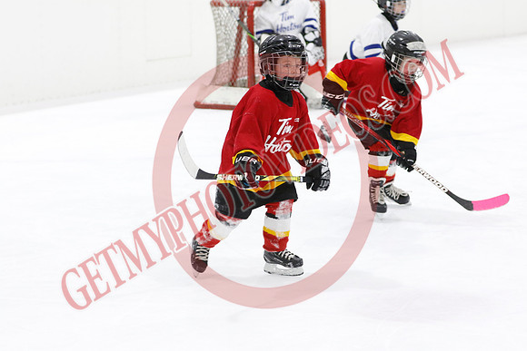 _63A7423_8 30 am - U7D3 - Port Colborne White vs Centre Wellington Fusion Red - BLUE A