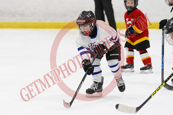 _63A7475_8 30 am - U7D3 - Port Colborne White vs Centre Wellington Fusion Red - BLUE A