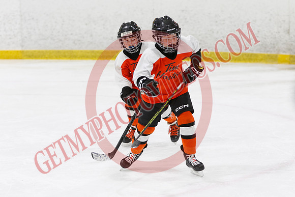 _63A1377_11 45 am - U8LL2 - West Niagara Leafs vs Wainfleet Wild - YELLOW B