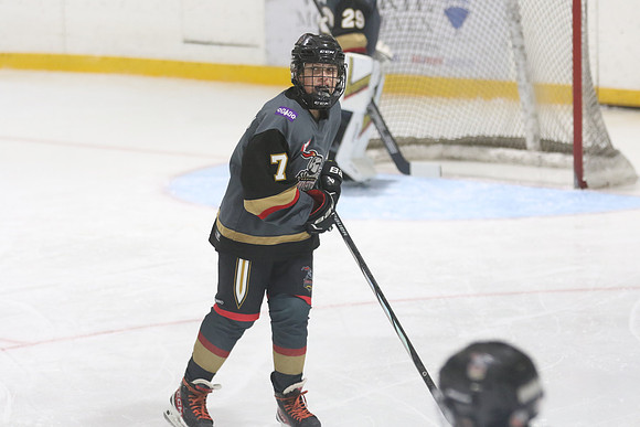 032A1545_11 15 am – U13 B – Norfolk Knights vs Oshawa Generals – IDMA