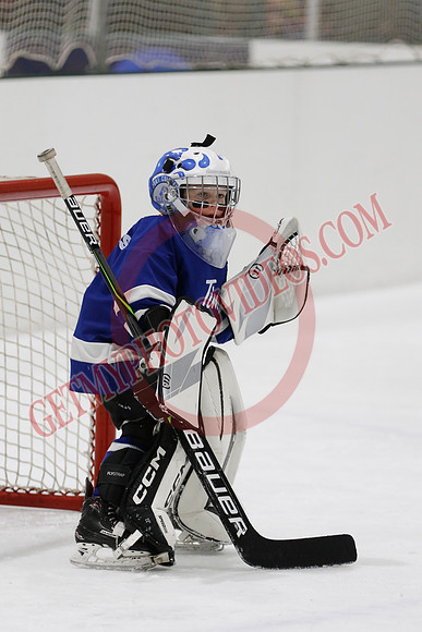 _63A7544_11 00 am - U7D2 - Port Colborne Blue vs Cayuga Stars Green - GREEN A