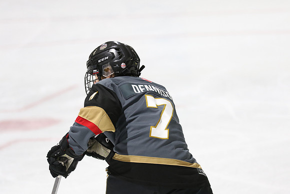 032A1910_11 15 am – U13 B – Norfolk Knights vs Oshawa Generals – IDMA