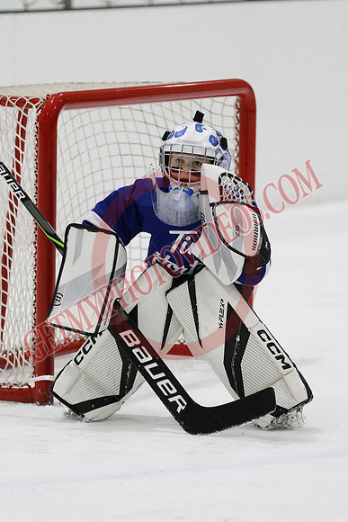 _63A7621_11 00 am - U7D2 - Port Colborne Blue vs Cayuga Stars Green - GREEN A