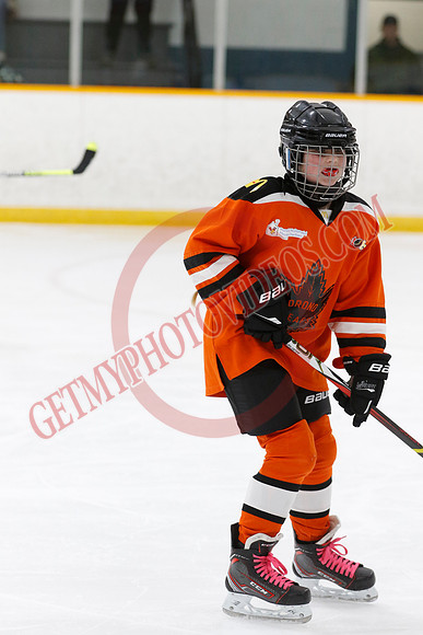 _63A7272_10 00 am - U11 - Orono Leafs Team 4 The Pylons vs Clarington Thunder 6 Raiders - Pad B