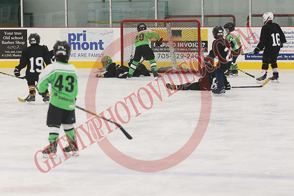 1C2A9171_GM 3 - RINK 1