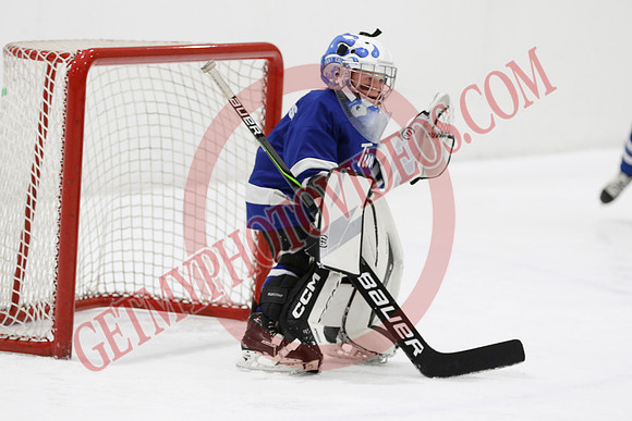 _63A7719_11 00 am - U7D2 - Port Colborne Blue vs Cayuga Stars Green - GREEN A