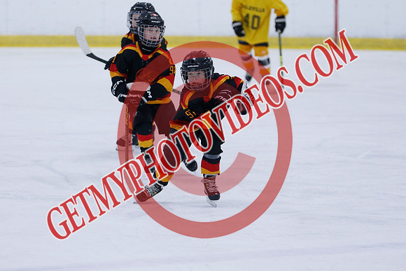 _63A1401_8 00 am - 2018 - Kawartha Canucks vs Quinte Golden Bulls - Sel