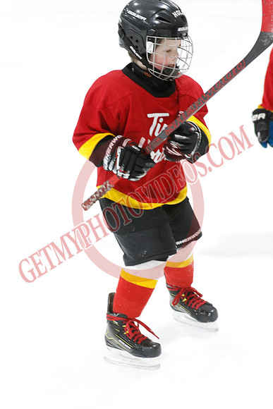 _63A7366_8 30 am - U7D3 - Port Colborne White vs Centre Wellington Fusion Red - BLUE A