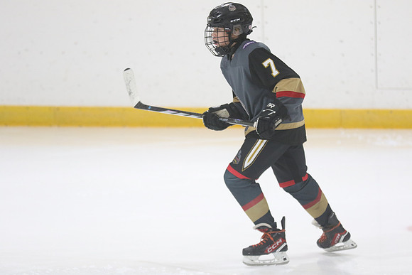 032A1437_11 15 am – U13 B – Norfolk Knights vs Oshawa Generals – IDMA