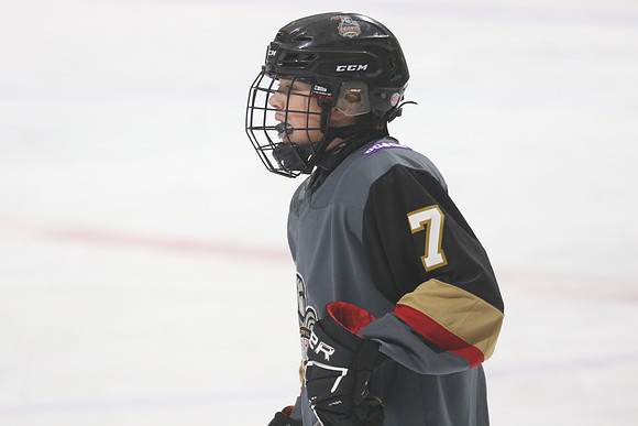 032A2419_11 15 am – U13 B – Norfolk Knights vs Oshawa Generals – IDMA
