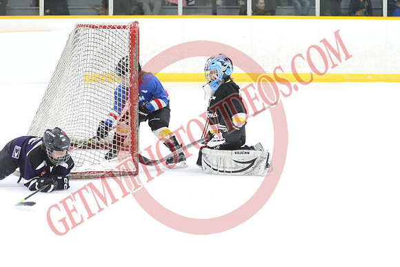7Z7A0044