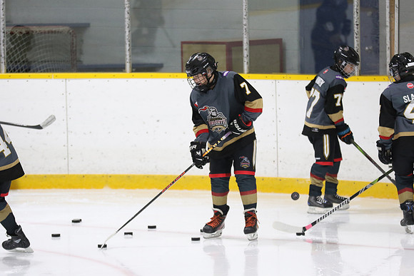 032A0831_11 15 am – U13 B – Norfolk Knights vs Oshawa Generals – IDMA