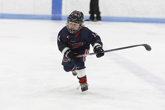 _63A0299_3 15 pm U9MD Strathroy Jr Rockets vs Lambton Shores Predators Memorial