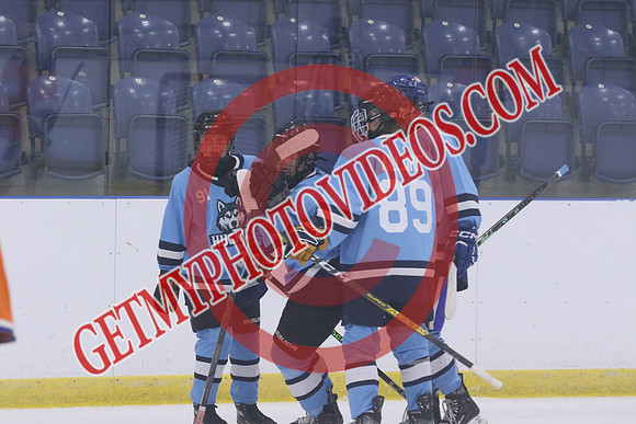 7Z7A1755