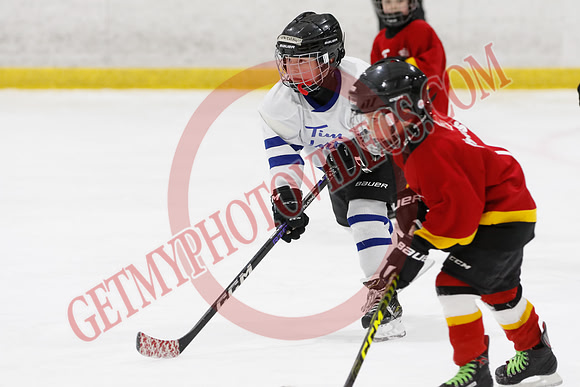 _63A7478_8 30 am - U7D3 - Port Colborne White vs Centre Wellington Fusion Red - BLUE A