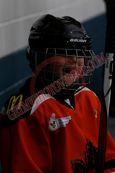 _63A7106_10 00 am - U11 - Orono Leafs Team 4 The Pylons vs Clarington Thunder 6 Raiders - Pad B