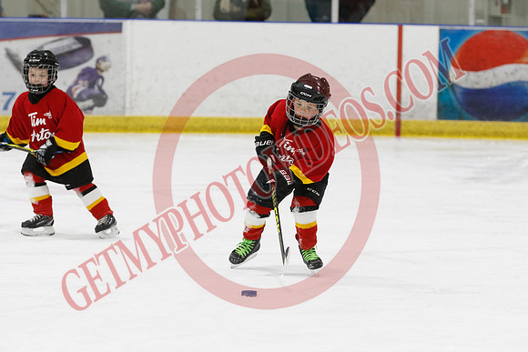 _63A7463_8 30 am - U7D3 - Port Colborne White vs Centre Wellington Fusion Red - BLUE A