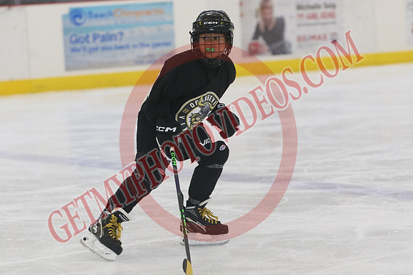 1C2A5117_GM 8 - RINK 2