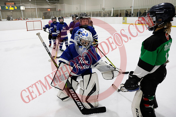 _63A8490_11 00 am - U7D2 - Port Colborne Blue vs Cayuga Stars Green - GREEN A