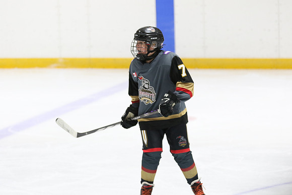032A2041_11 15 am – U13 B – Norfolk Knights vs Oshawa Generals – IDMA
