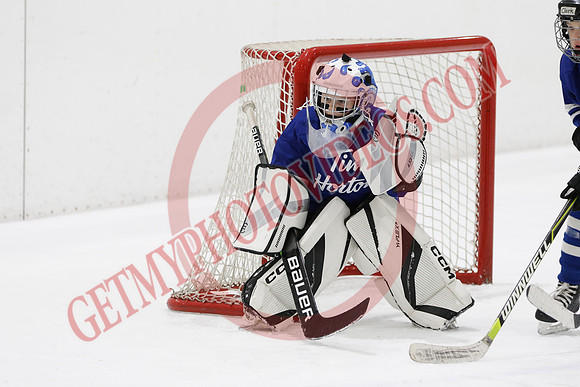 _63A7734_11 00 am - U7D2 - Port Colborne Blue vs Cayuga Stars Green - GREEN A