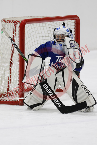 _63A7619_11 00 am - U7D2 - Port Colborne Blue vs Cayuga Stars Green - GREEN A