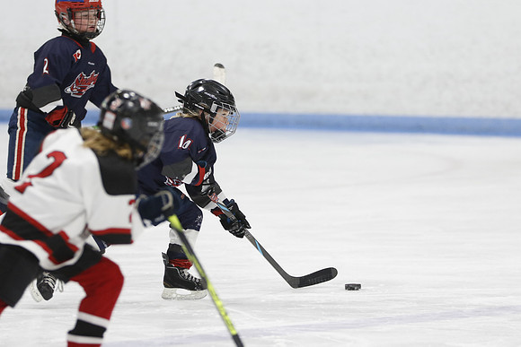 _63A0260_3 15 pm U9MD Strathroy Jr Rockets vs Lambton Shores Predators Memorial