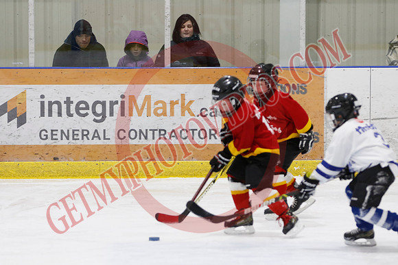 _63A7576_8 30 am - U7D3 - Port Colborne White vs Centre Wellington Fusion Red - BLUE A