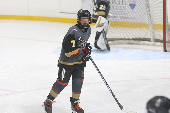032A1544_11 15 am – U13 B – Norfolk Knights vs Oshawa Generals – IDMA