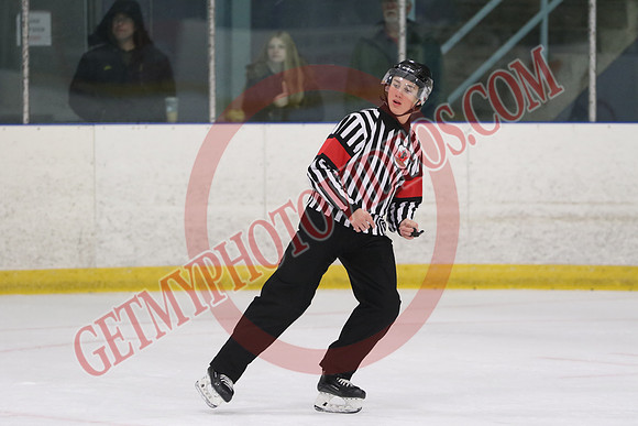 7Z7A5990_11 15 am – U15 – SF – Winner QF3 vs QF4 – Tri-Township