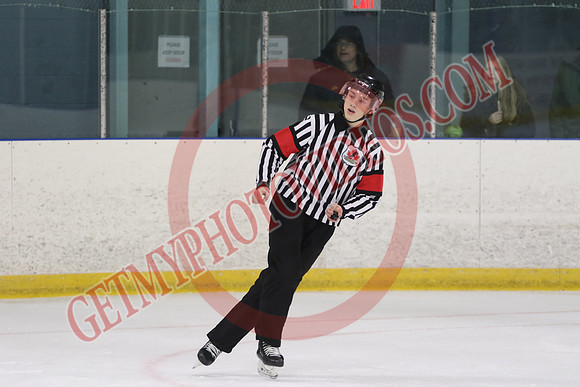 7Z7A5986_11 15 am – U15 – SF – Winner QF3 vs QF4 – Tri-Township