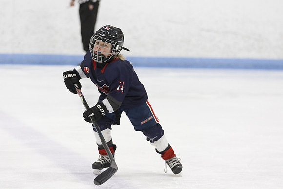 _63A0298_3 15 pm U9MD Strathroy Jr Rockets vs Lambton Shores Predators Memorial
