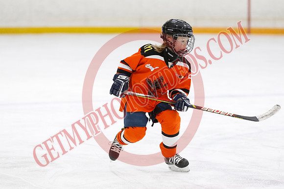 _63A6814_10 00 am - U11 - Orono Leafs Team 4 The Pylons vs Clarington Thunder 6 Raiders - Pad B