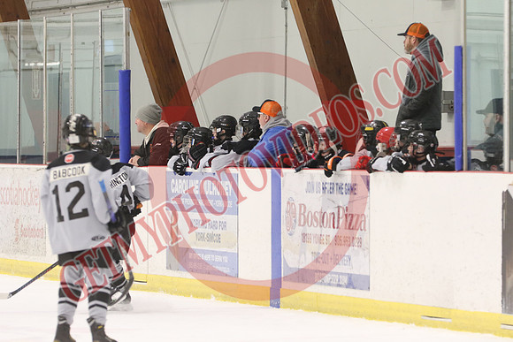 7Z7A1437