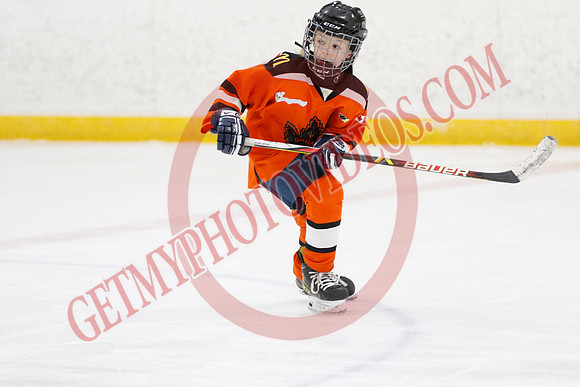 _63A6373_10 00 am - U11 - Orono Leafs Team 4 The Pylons vs Clarington Thunder 6 Raiders - Pad B