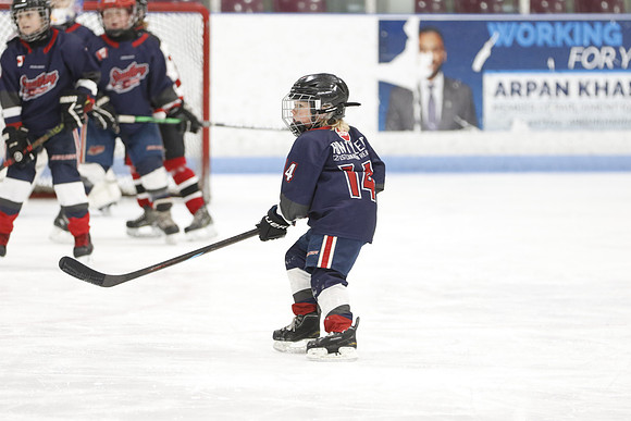 _63A0208_3 15 pm U9MD Strathroy Jr Rockets vs Lambton Shores Predators Memorial