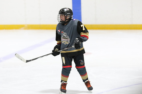 032A2040_11 15 am – U13 B – Norfolk Knights vs Oshawa Generals – IDMA