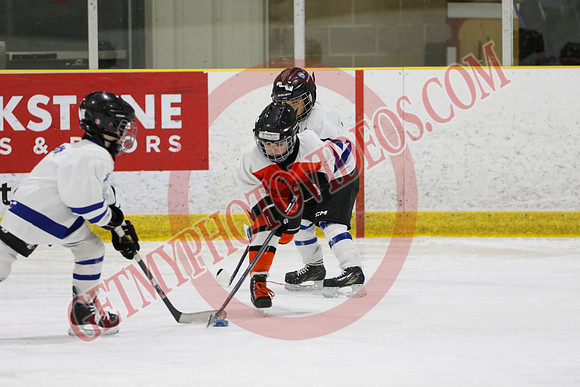 _63A2114_11 45 am - U8LL2 - West Niagara Leafs vs Wainfleet Wild - YELLOW B