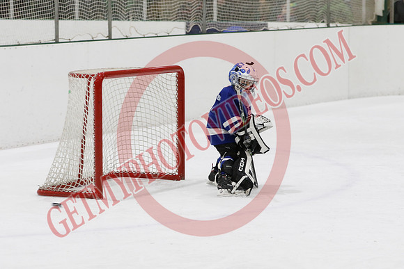 _63A7594_11 00 am - U7D2 - Port Colborne Blue vs Cayuga Stars Green - GREEN A