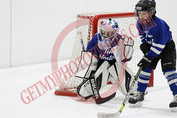 _63A7737_11 00 am - U7D2 - Port Colborne Blue vs Cayuga Stars Green - GREEN A