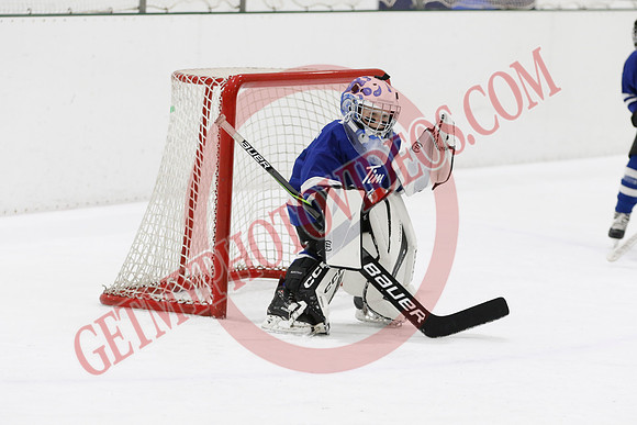 _63A7722_11 00 am - U7D2 - Port Colborne Blue vs Cayuga Stars Green - GREEN A