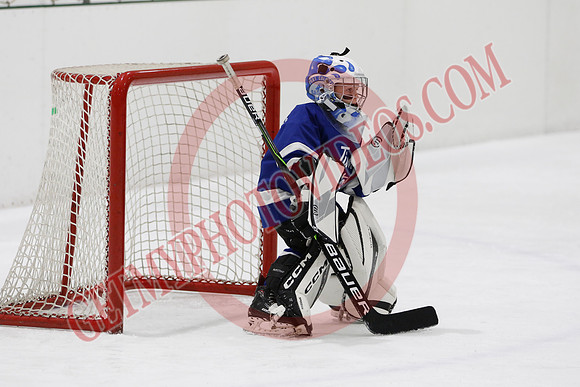 _63A7542_11 00 am - U7D2 - Port Colborne Blue vs Cayuga Stars Green - GREEN A