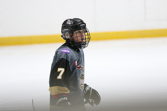 032A2077_11 15 am – U13 B – Norfolk Knights vs Oshawa Generals – IDMA